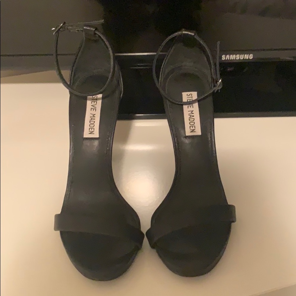 Steve Madden Stecy black heel size 7